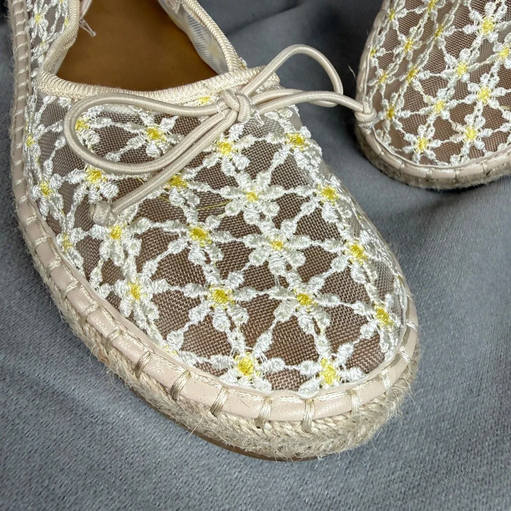 Madden Girl Cottagecore Flats Women 9.5 Beige Floral Mesh Mary Jane Bow Ballet